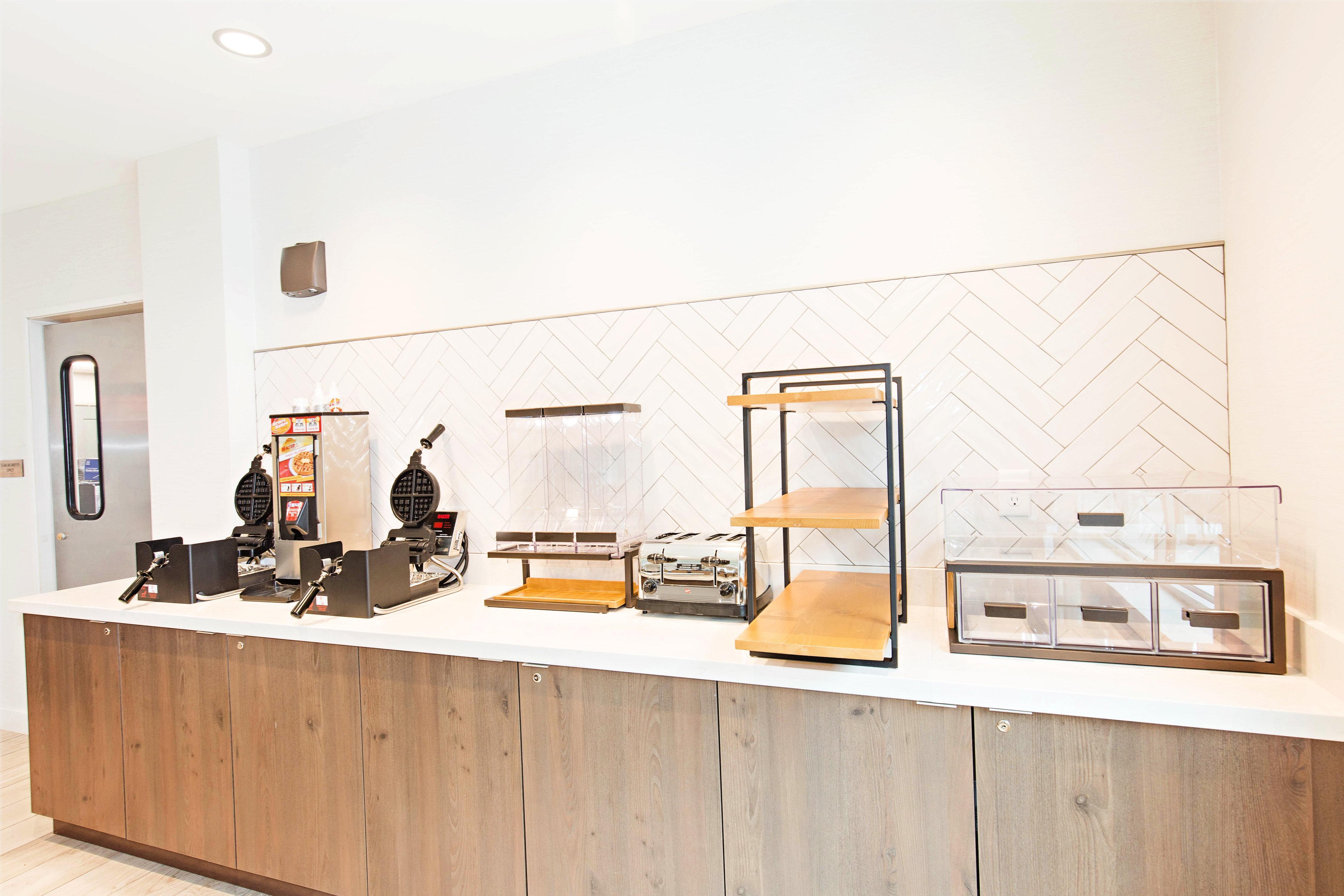 Hotel Staybridge - Denver North - By Ihg Thornton